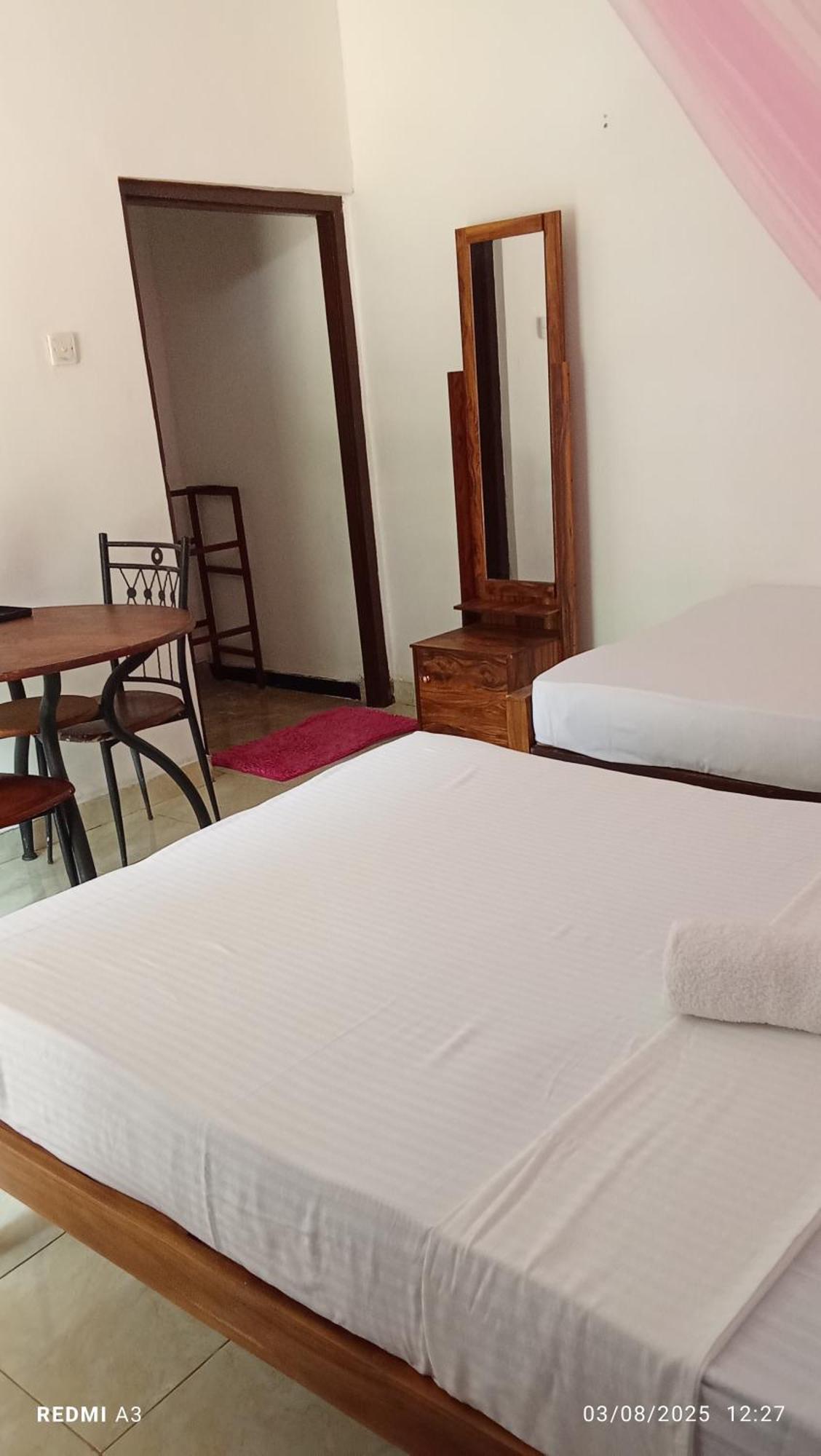 Sidhangana Home Stay อนุราธปุระ ห้อง รูปภาพ